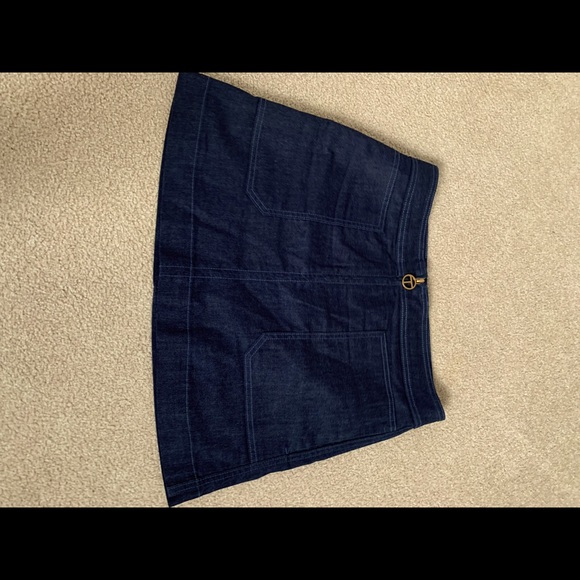 Tory Burch mini skirt - Picture 1 of 3